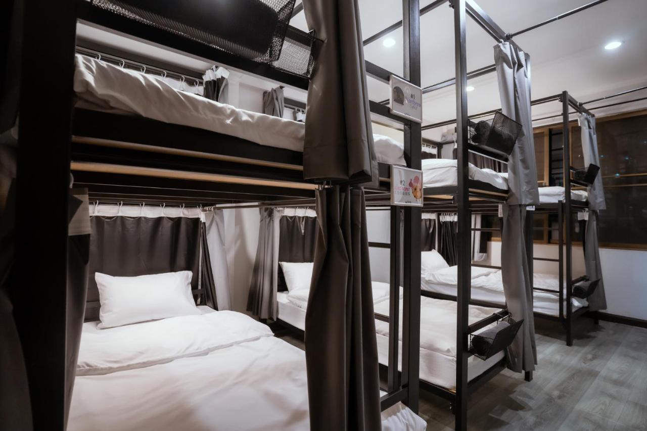 420 Hostel - Ekkamai Buds & Beds Банкок Екстериор снимка