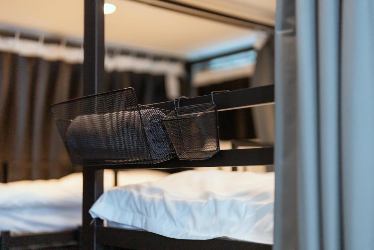 420 Hostel - Ekkamai Buds & Beds Банкок Екстериор снимка