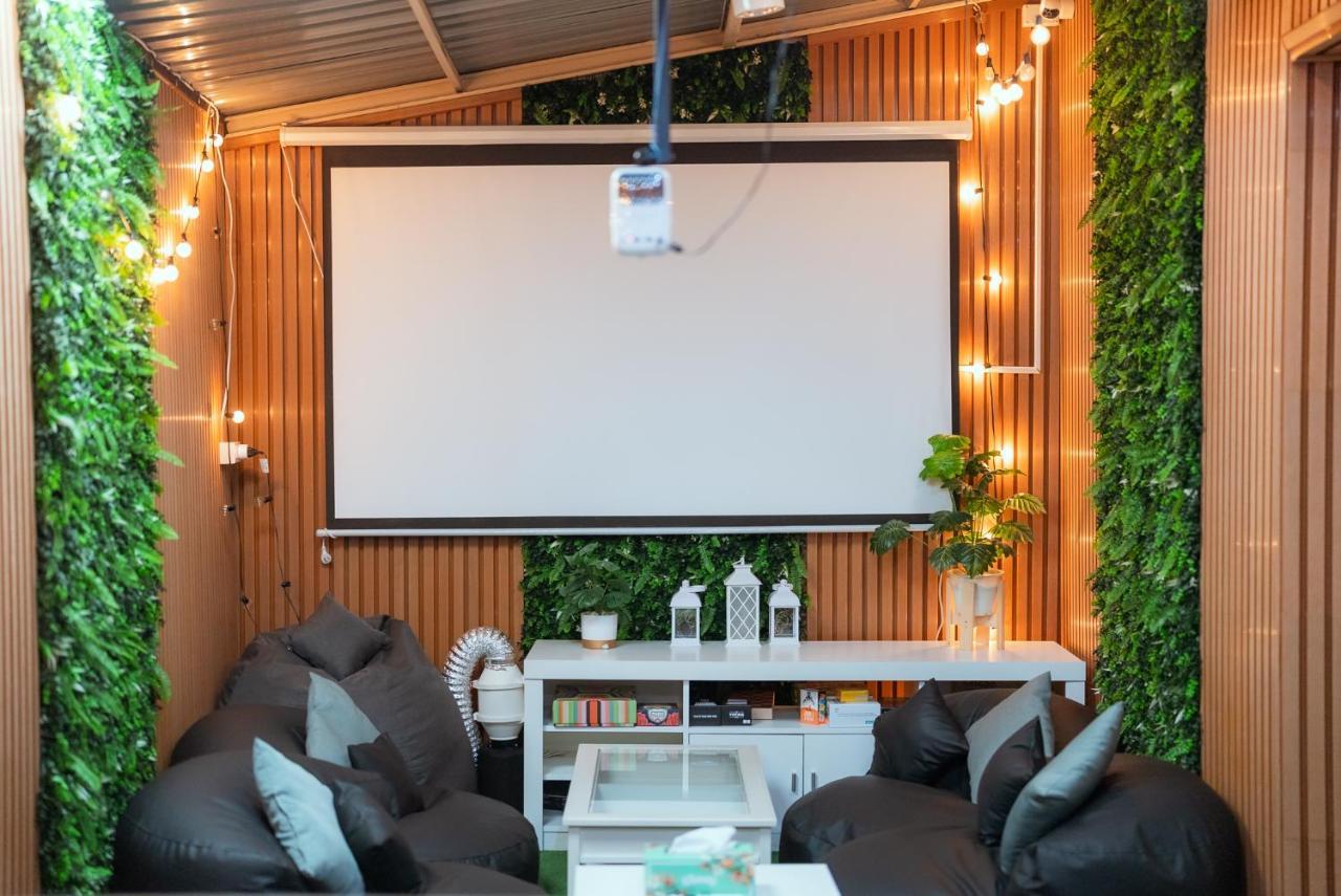 420 Hostel - Ekkamai Buds & Beds Банкок Екстериор снимка